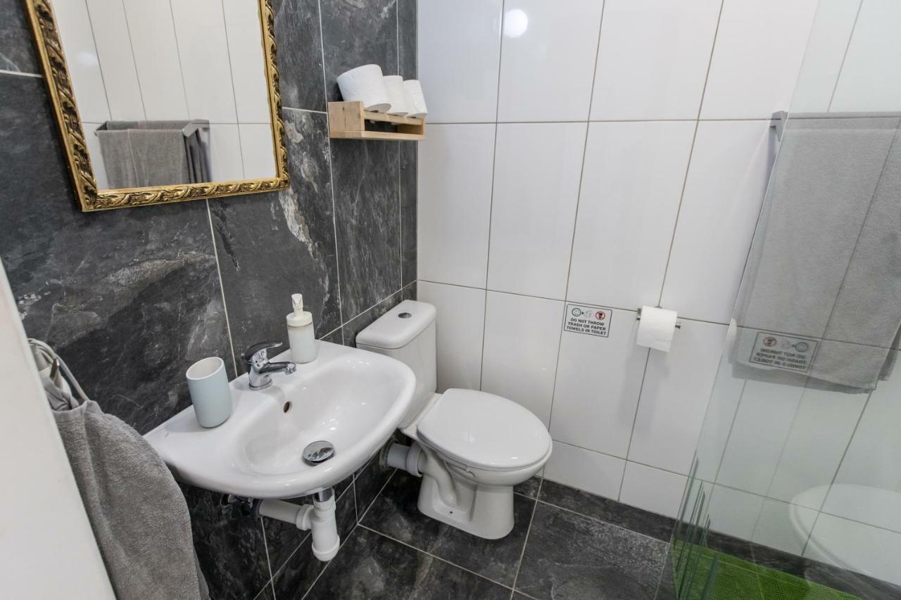 Best View Apartments Bratislava Luaran gambar
